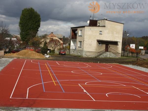 Zdjęcie: Moje Boisko-Orlik 2012 - budowa kompleksu boisk sportowych przy Szkole Podstawowej nr 6 w Myszkowie-Nowej Wsi